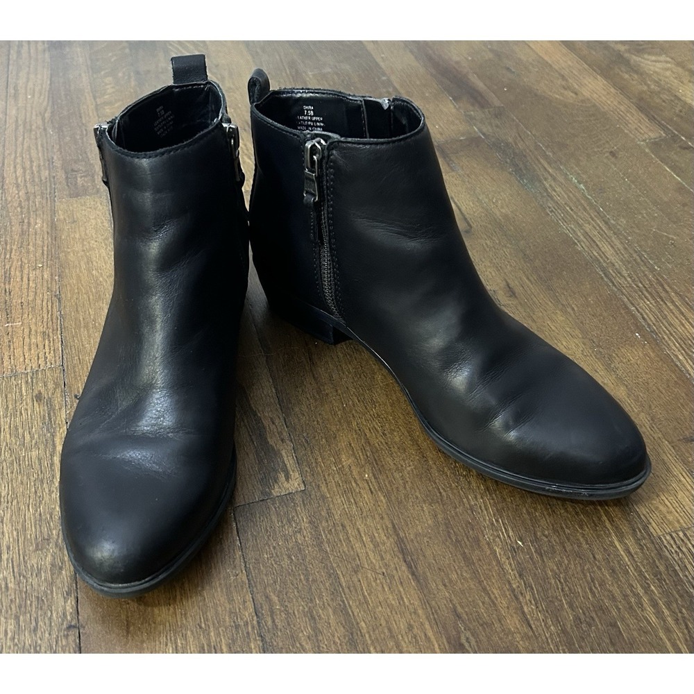 Lauren Ralph Lauren Shira Ankle Booties Women Size 7.5 Timeless Staple Classic - Picture 2 of 7